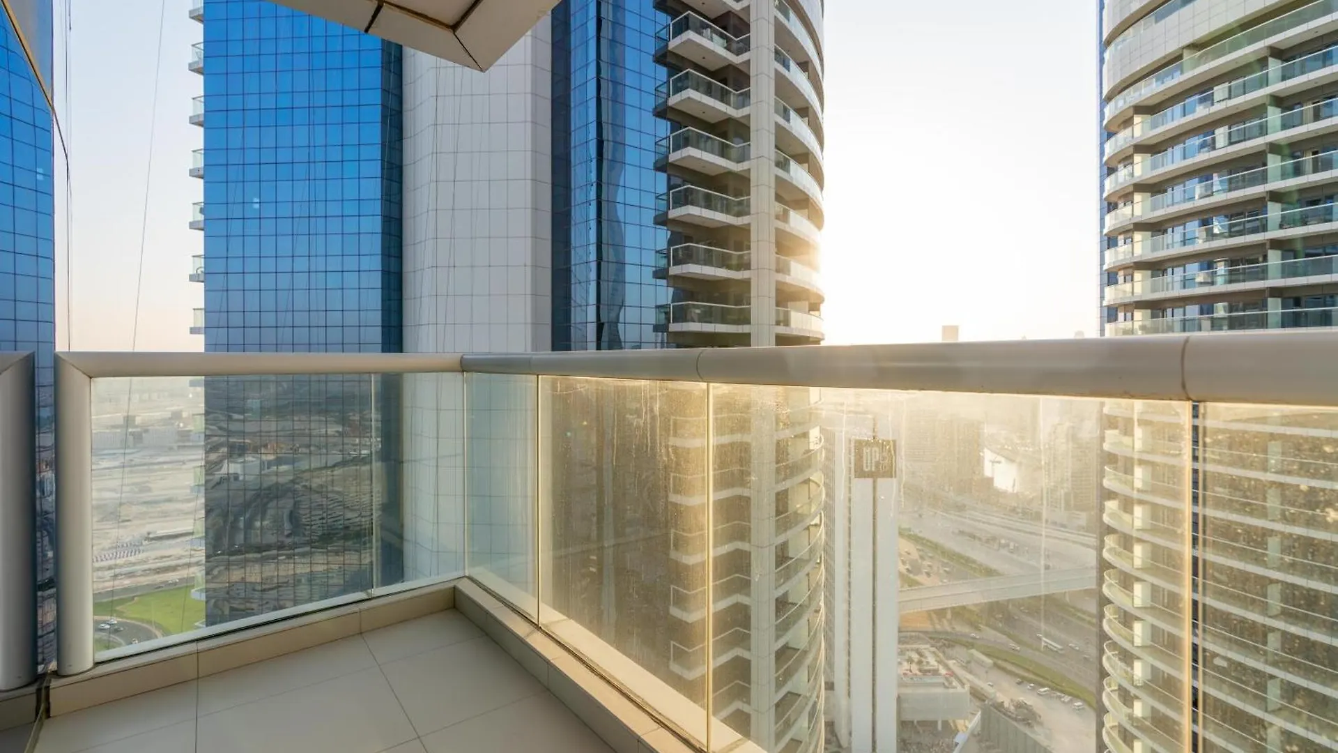 Apartment Damac Paramount Tower Burj Views Dubai