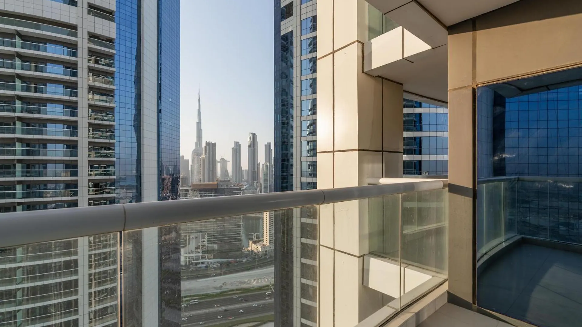 Apartment Damac Paramount Tower Burj Views Dubai