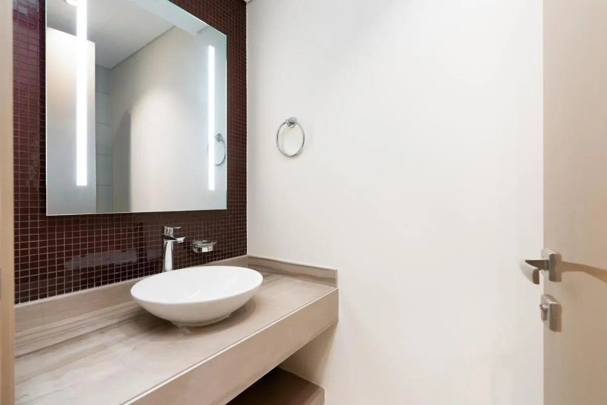 Damac Paramount Tower Burj Views Dubai Apartment
